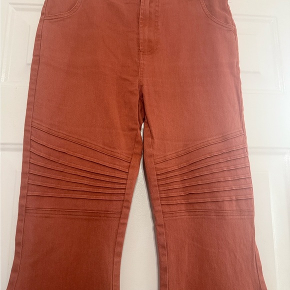 1 4 3 Story by Lineup Size Large Rust Flared Jeans - Picture 2 of 8